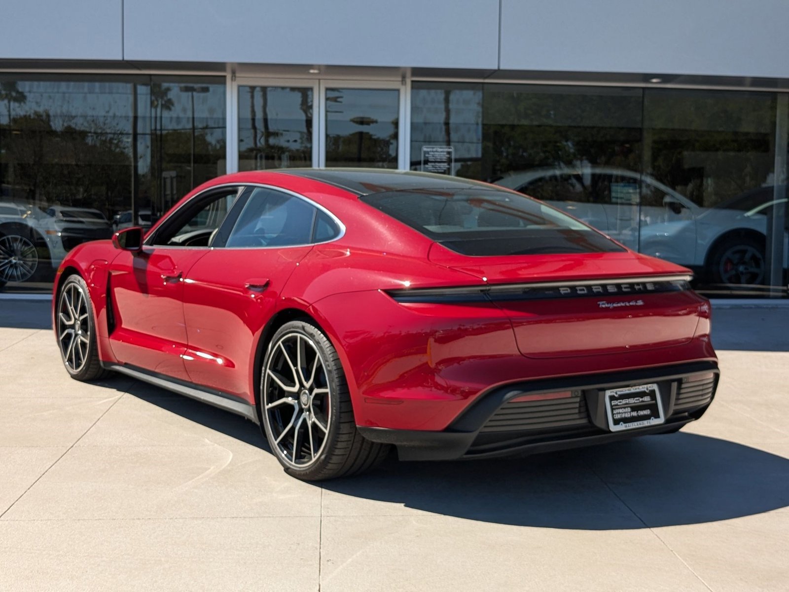 New 2024 Porsche Taycan 4S image 3