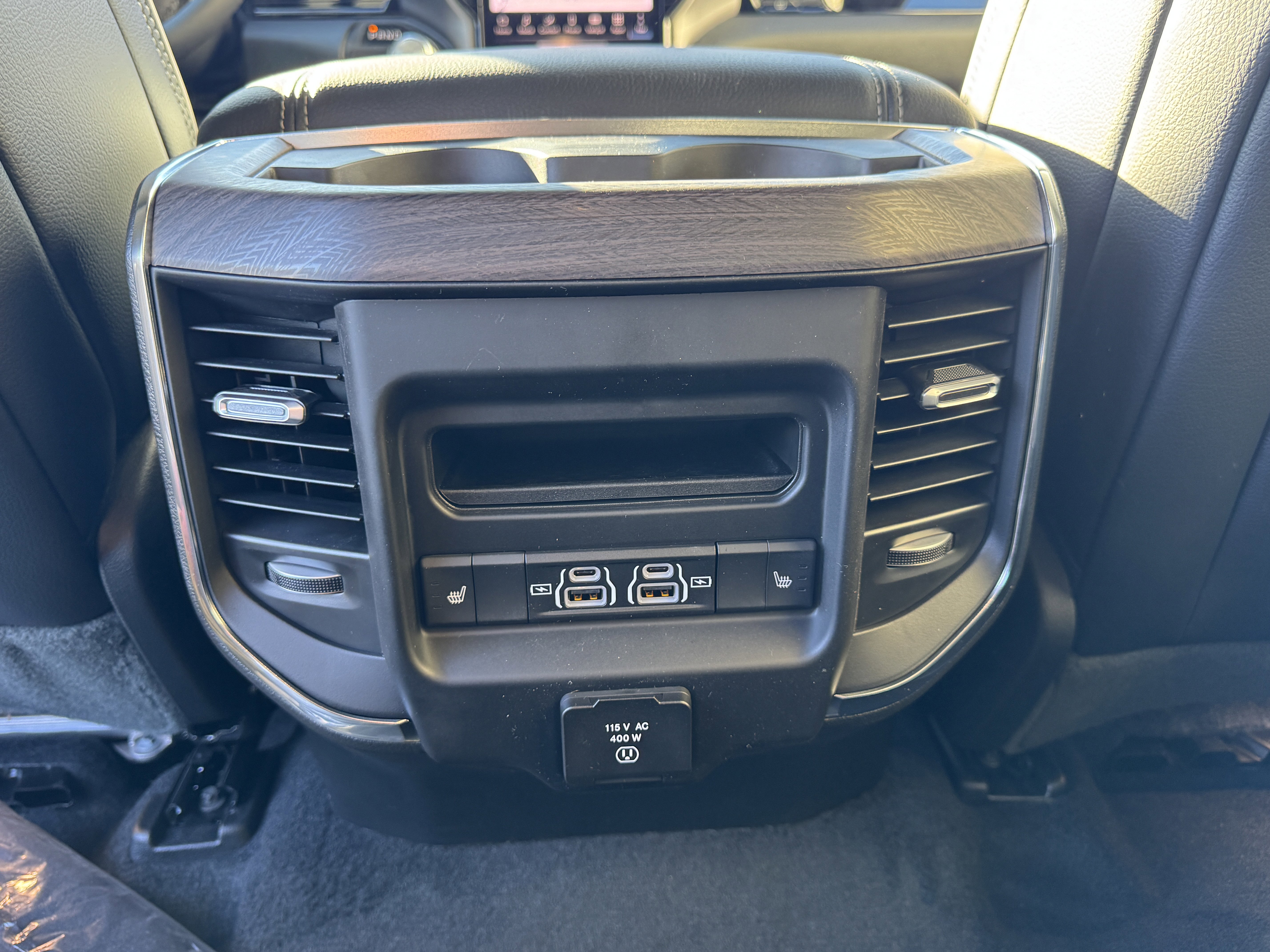 New 2026 RAM 1500 Laramie w/ Night Edition image 28