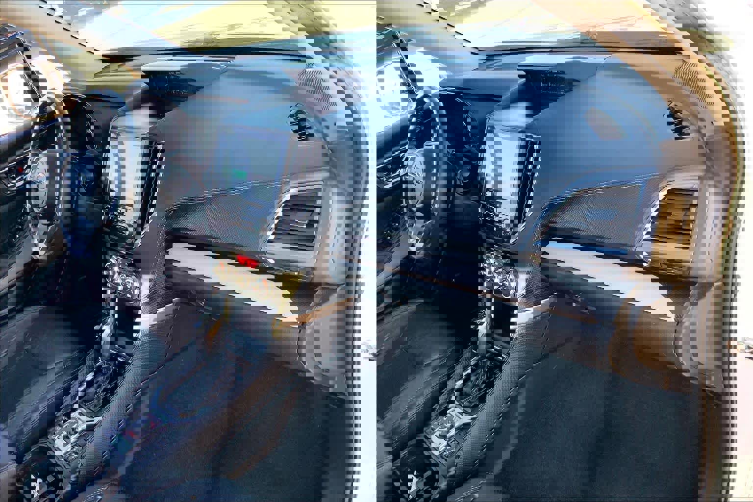 Used 2022 Subaru Forester Limited image 18