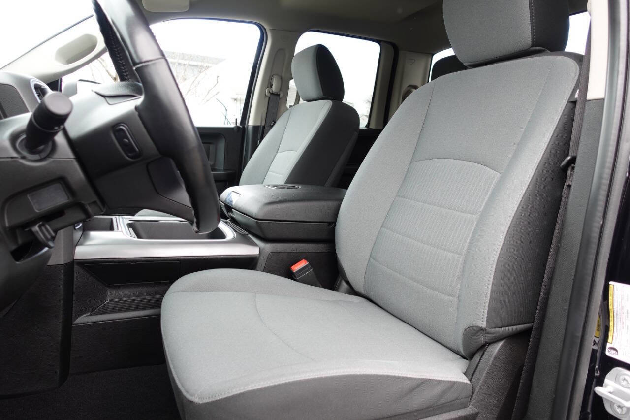 Used 2022 RAM 1500 Express w/ Wheel & Sound Group image 15