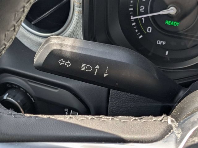Used 2025 Jeep Wrangler Unlimited Sahara AWD/4WD image 23
