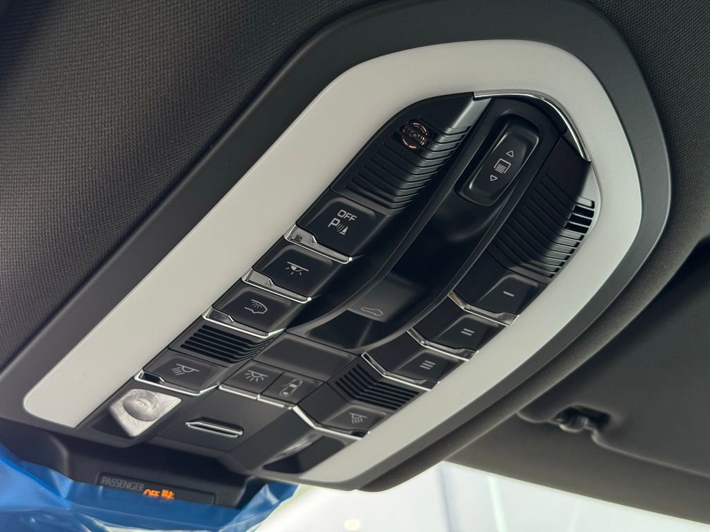 New 2025 Porsche Macan image 47