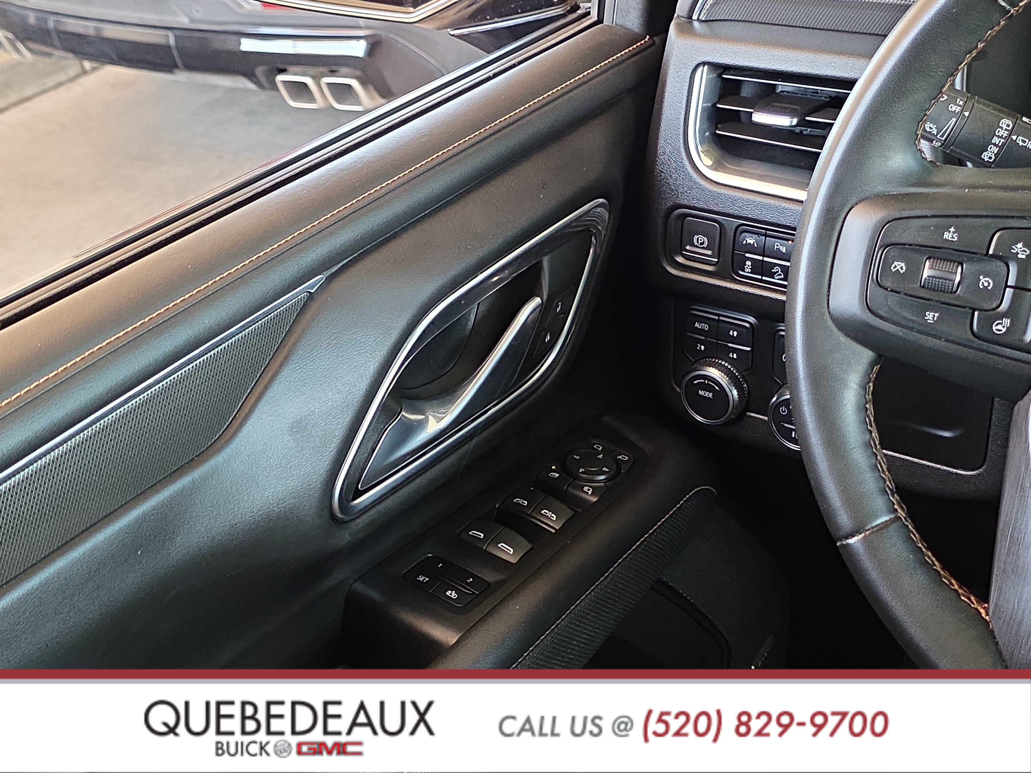 Used 2023 GMC Yukon AT4 w/ Technology Package AWD/4WD image 23