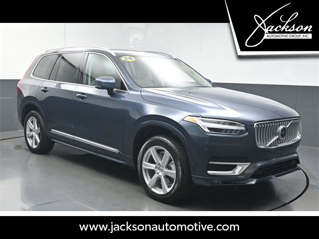 Used 2024 Volvo XC90 B5 Core w/ Protection Package