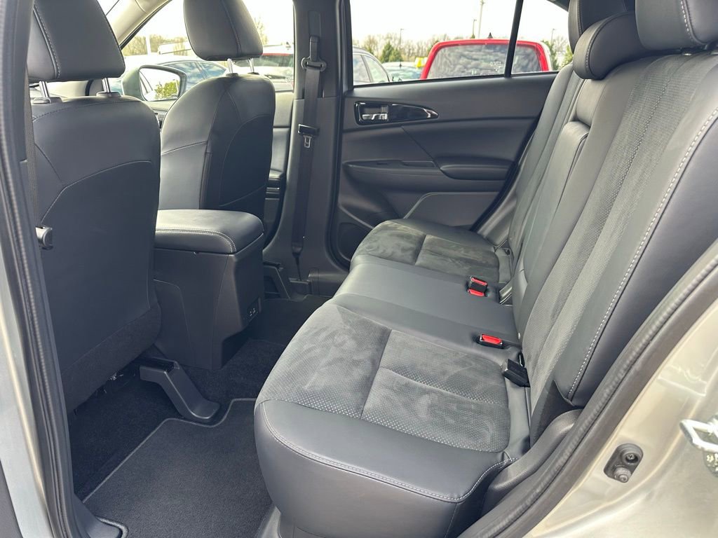 Used 2025 Mitsubishi Eclipse Cross SE image 26