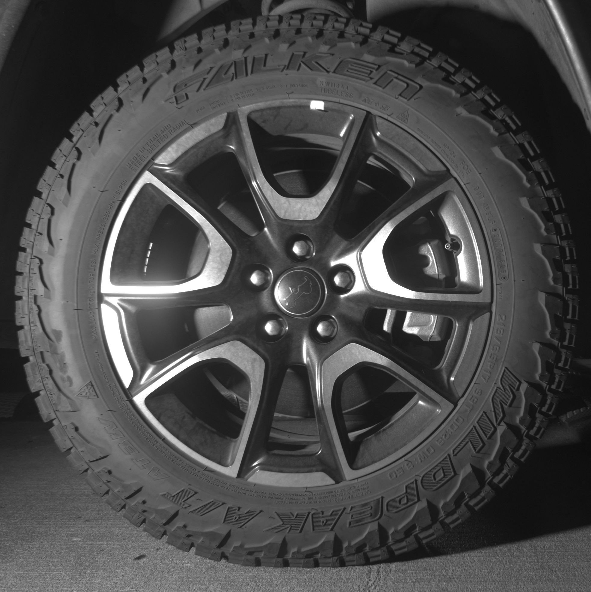 Used 2025 Jeep Compass Trailhawk image 13