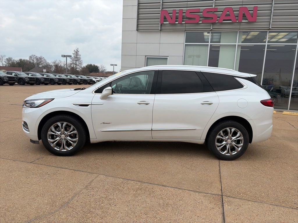 Used 2021 Buick Enclave Avenir w/ Avenir Technology Package image 2