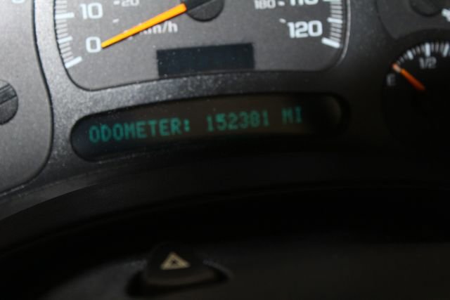 Used 2003 Chevrolet Silverado 2500 W/T image 25