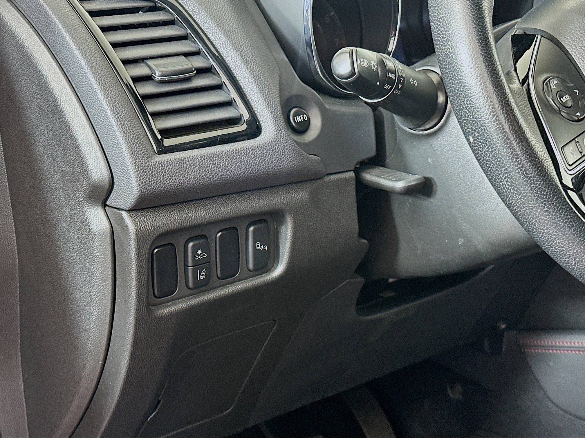 Used 2024 Mitsubishi Outlander Sport AWD image 17