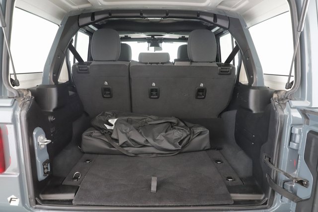 Used 2025 Jeep Wrangler Unlimited Sahara image 27