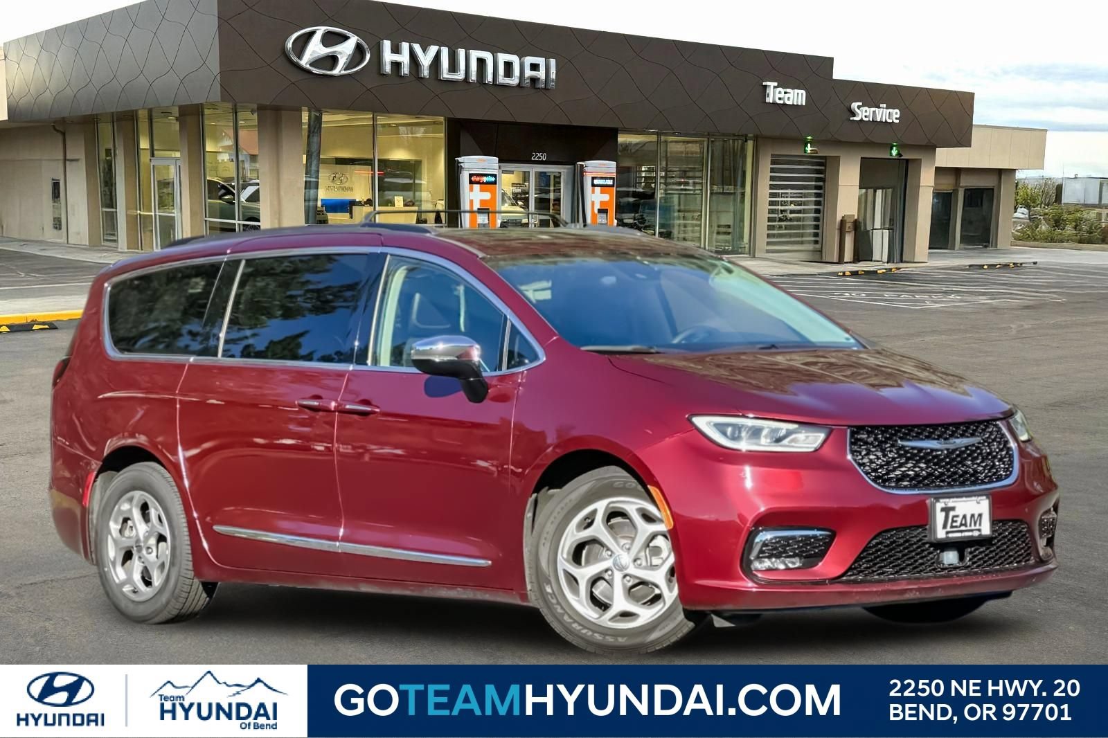 Used 2023 Chrysler Pacifica Limited