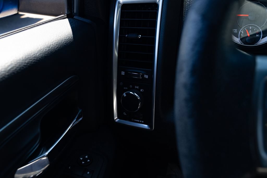 Used 2022 RAM 1500 Warlock w/ Technology Package I AWD/4WD image 13
