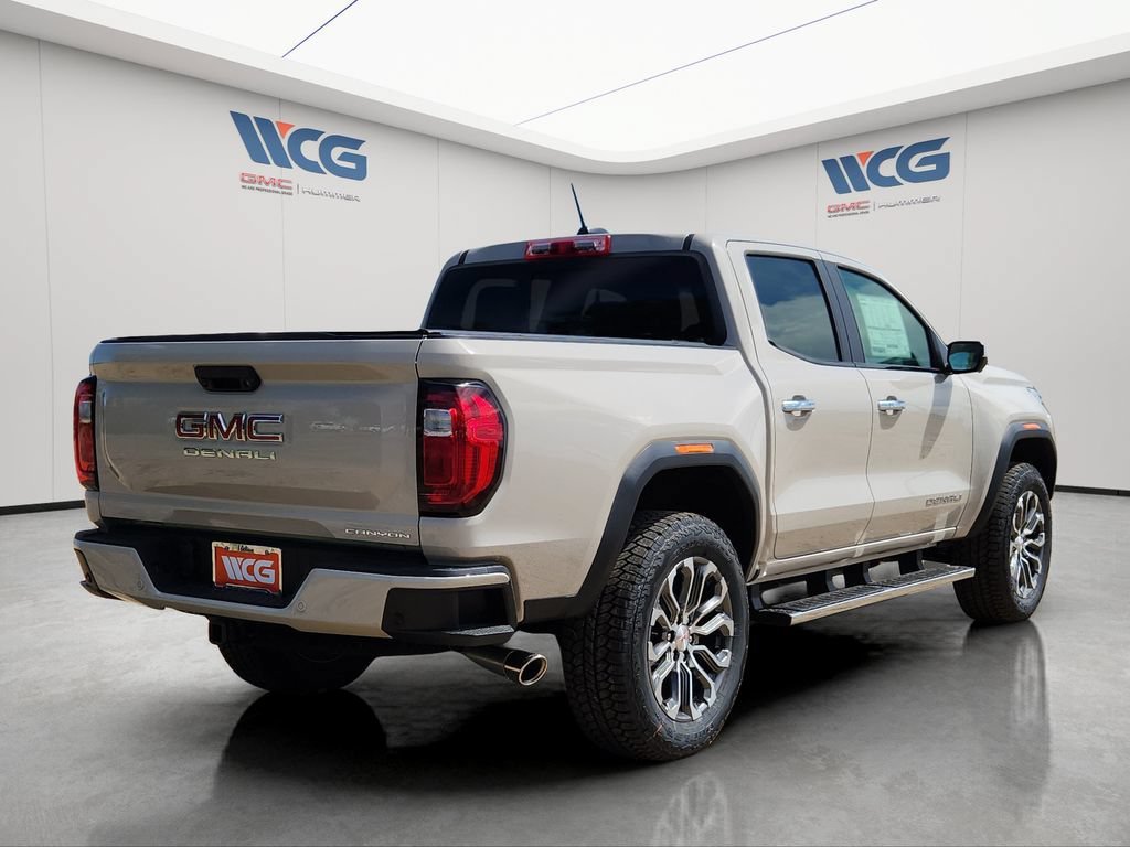 New 2026 GMC Canyon Denali AWD/4WD image 3