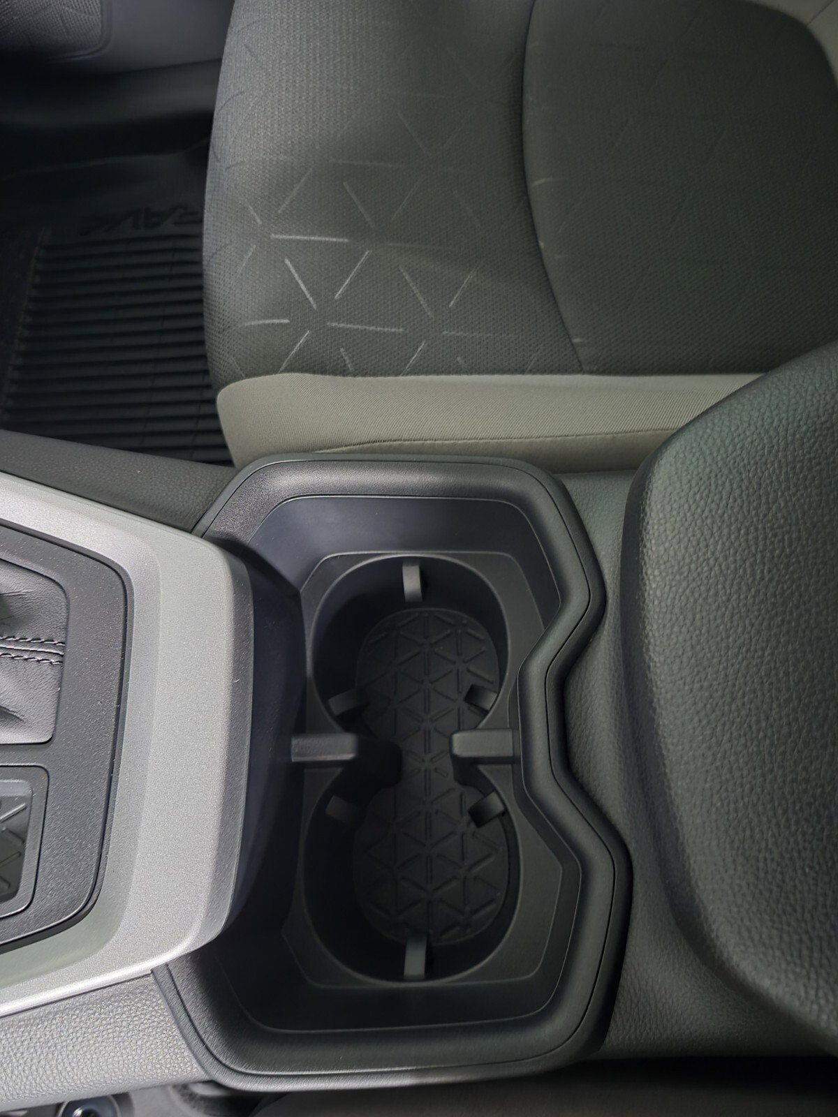 New 2025 Toyota RAV4 XLE image 32