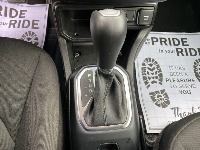 Used 2020 Jeep Renegade Latitude FWD image 16