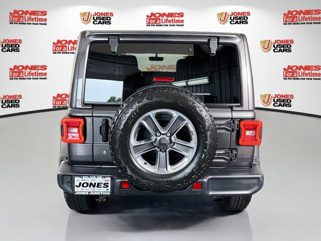 Used 2020 Jeep Wrangler Unlimited Sahara AWD/4WD image 16