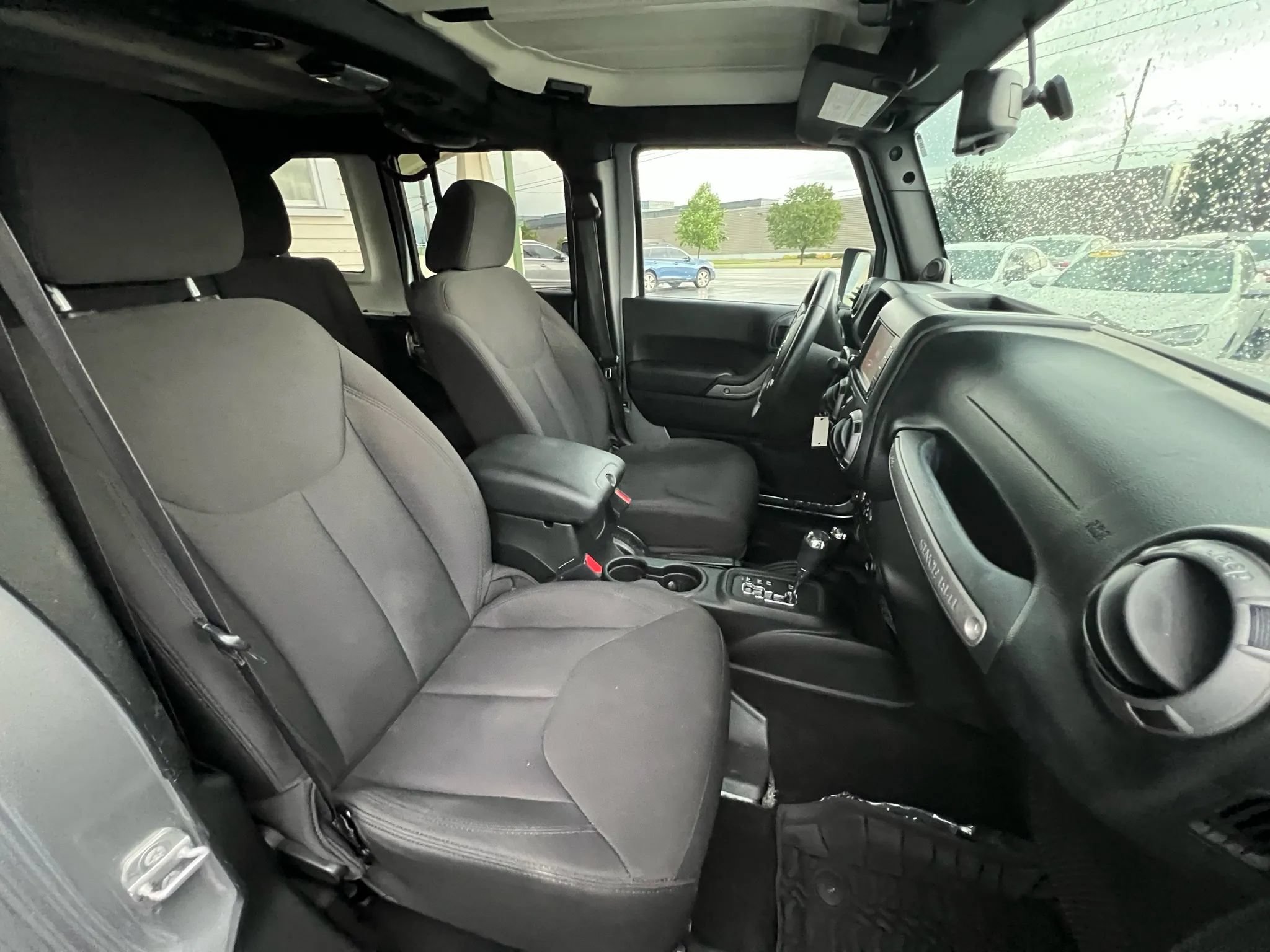 Used 2014 Jeep Wrangler Unlimited Sport w/ Quick Order Package 24S AWD/4WD image 27