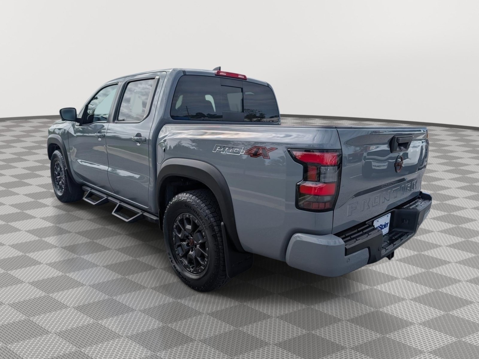 Used 2023 Nissan Frontier PRO-4X w/ Pro-4X Premium Package AWD/4WD image 3