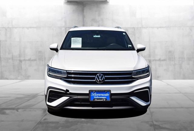 Used 2023 Volkswagen Tiguan SE FWD image 4