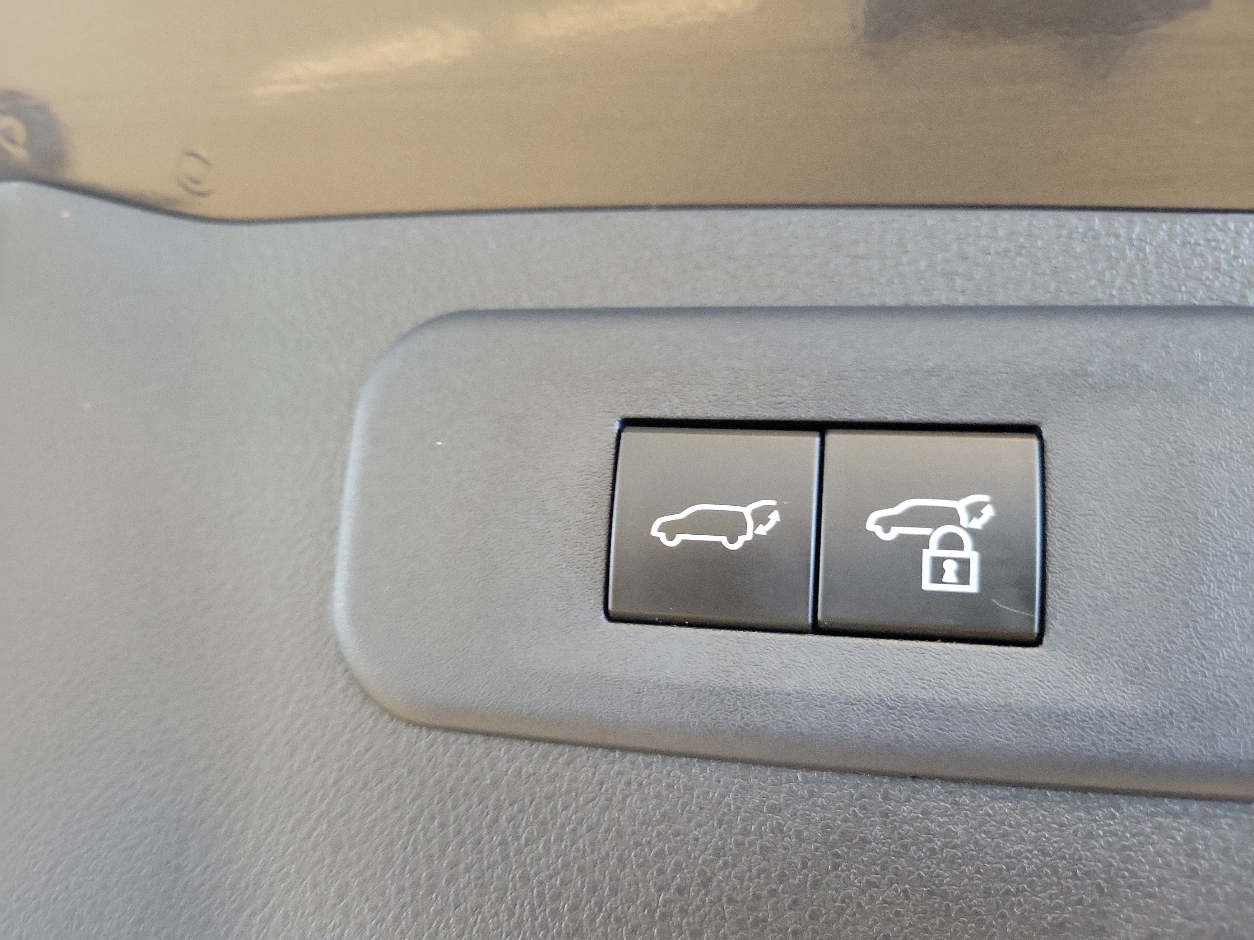 Used 2023 Lexus NX 250 FWD w/ Towing Package (2000 Lbs) image 12