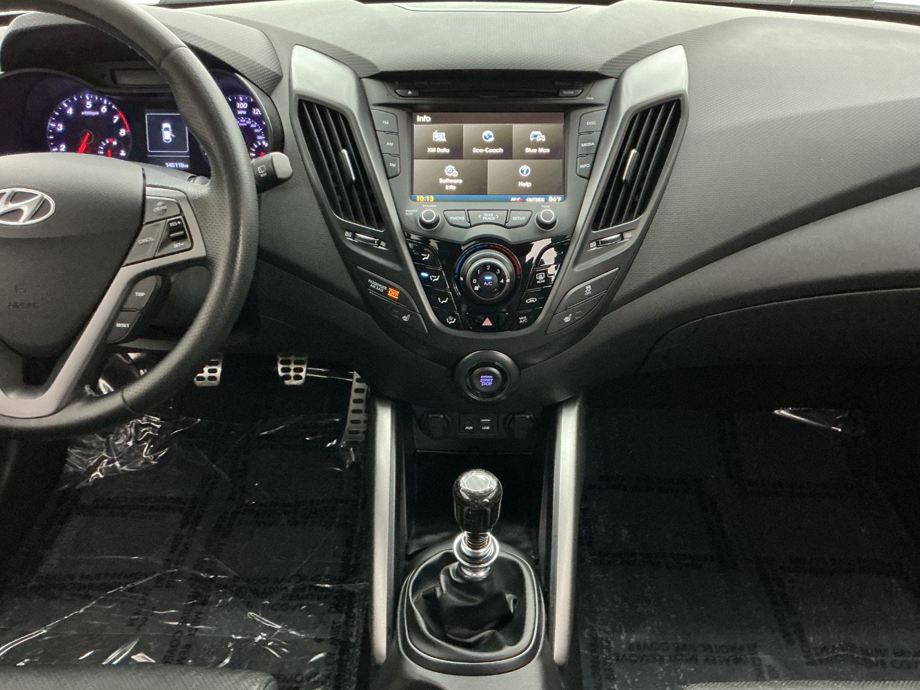 Used 2016 Hyundai Veloster Turbo FWD image 25