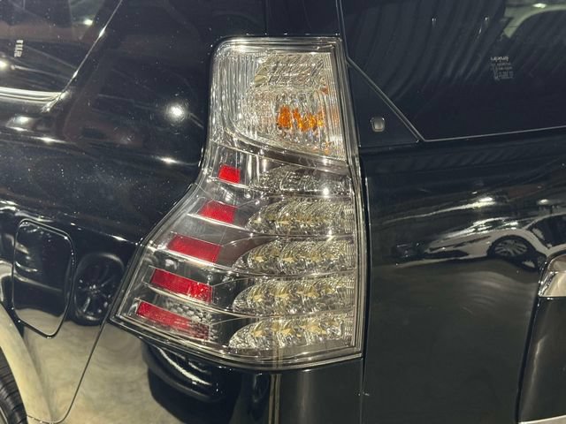 Used 2018 Lexus GX 460 w/ Navigation Package AWD/4WD image 14