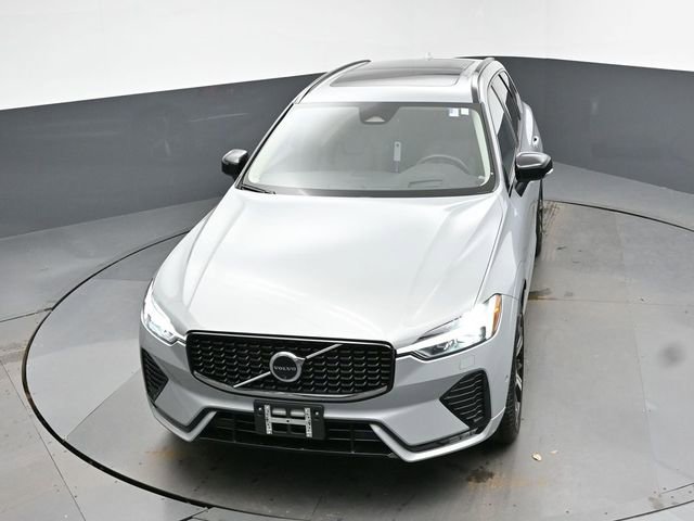 Used 2024 Volvo XC60 B5 Ultimate w/ Climate Package image 47
