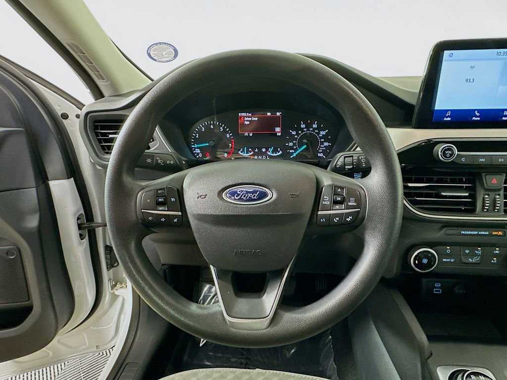 Used 2022 Ford Escape SE FWD image 13