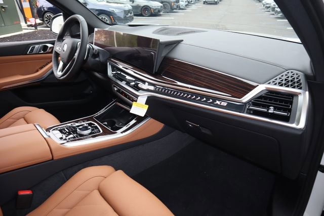 New 2026 BMW X5 xDrive50e w/ Executive Package image 27