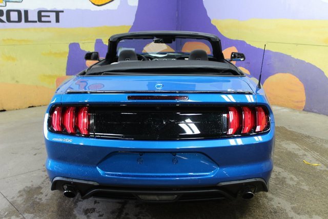 Used 2021 Ford Mustang Convertible image 6
