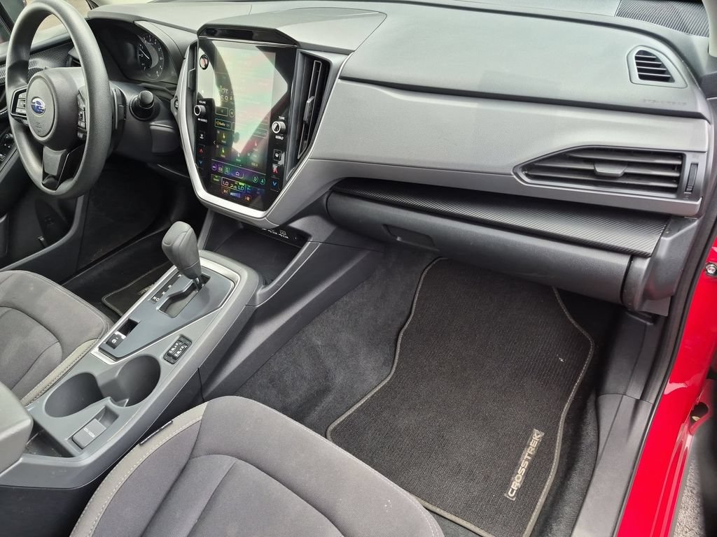 Used 2025 Subaru Crosstrek 2.5i Premium AWD/4WD image 31