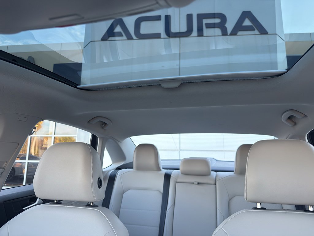 Used 2023 Volkswagen Jetta SE w/ Panoramic Sunroof Package image 30