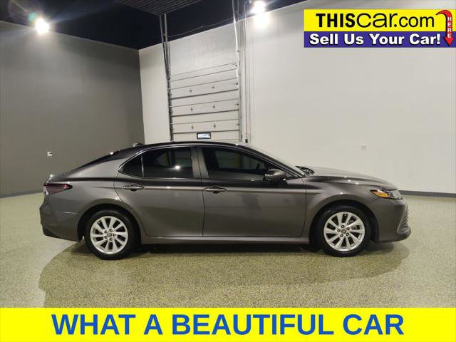 Used 2024 Toyota Camry LE FWD image 8
