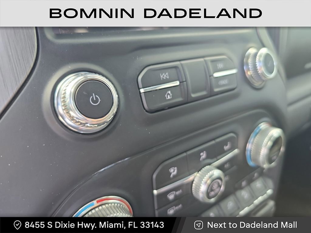 Used 2022 GMC Sierra 3500 Denali w/ Denali Ultimate Package image 25