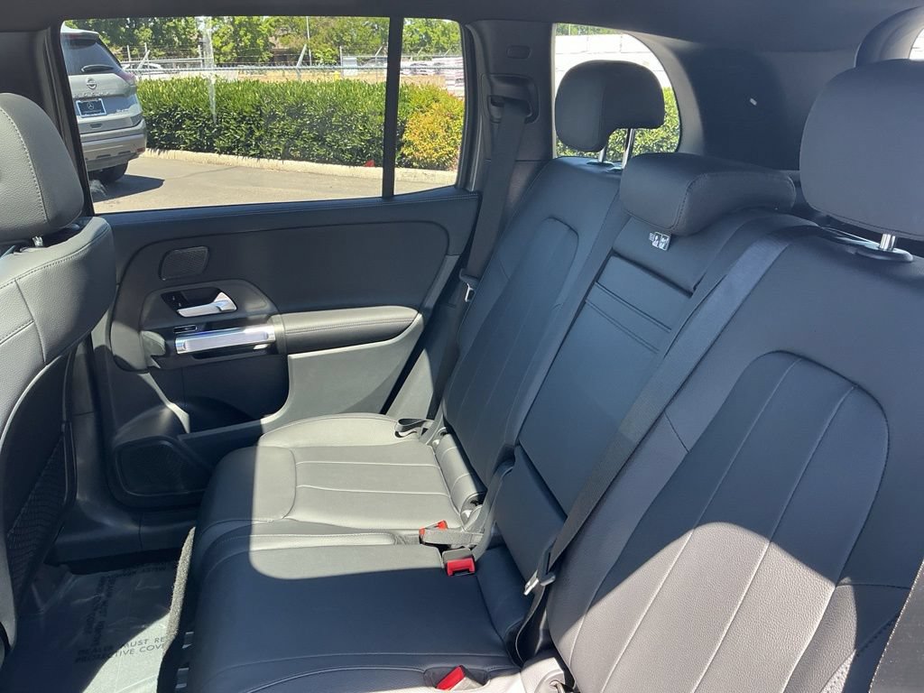 New 2026 Mercedes-Benz GLB 250 4MATIC image 23