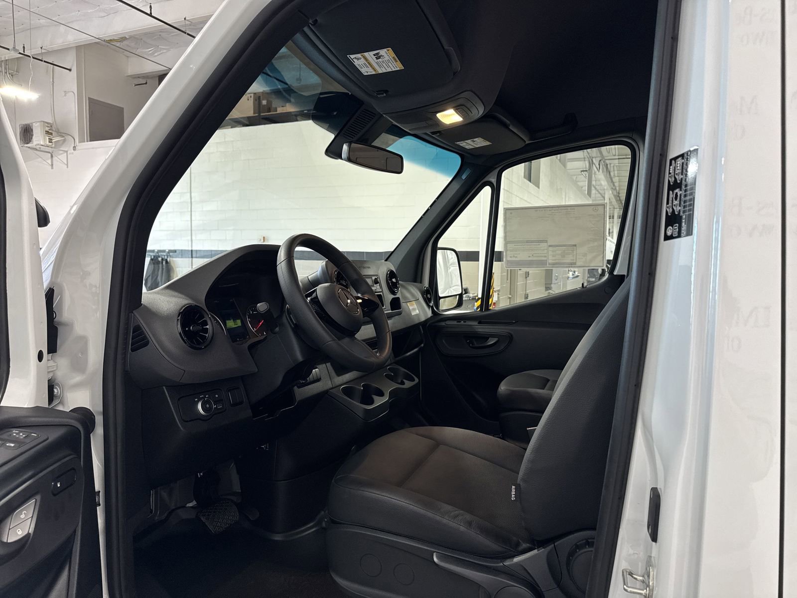 New 2025 Mercedes-Benz Sprinter 3500 image 10