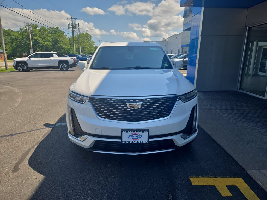 Certified 2020 Cadillac XT6 Premium Luxury AWD/4WD image 3