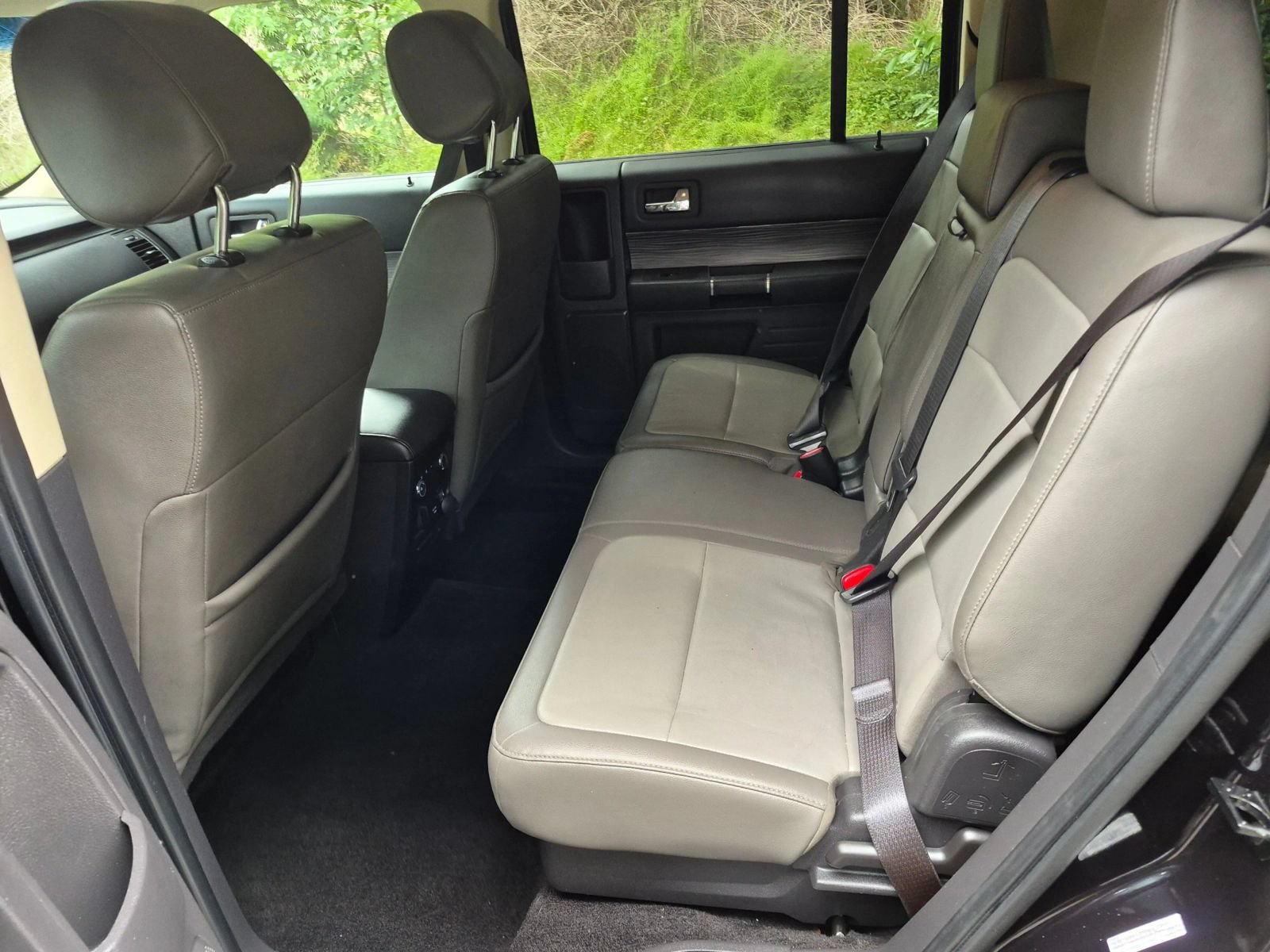 Used 2019 Ford Flex Limited w/ Limited Appearance Package AWD/4WD image 17