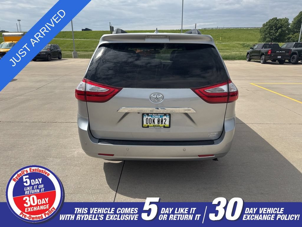 Used 2017 Toyota Sienna Limited AWD/4WD image 6