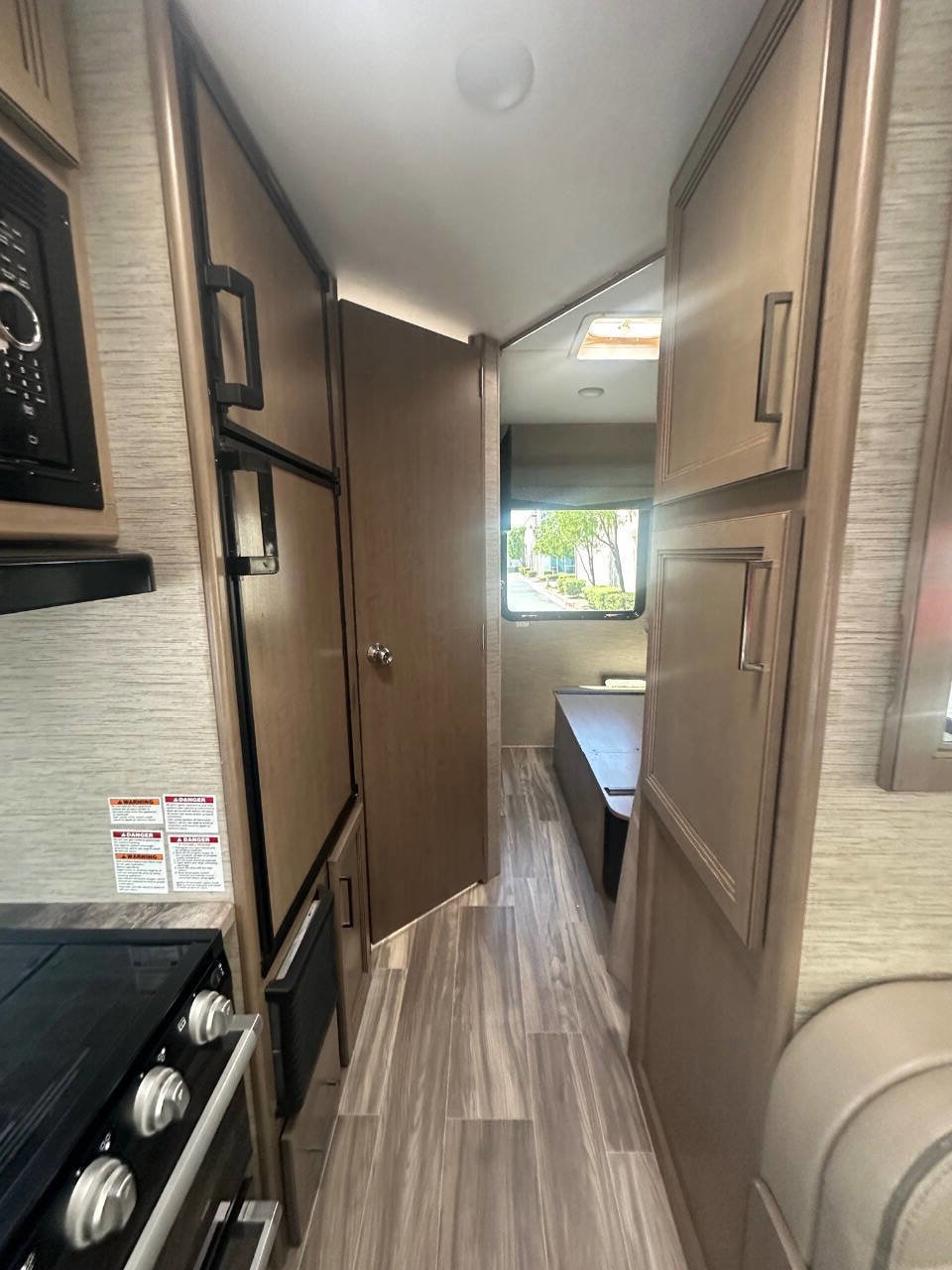 Used 2022 Ford E-350 and Econoline 350 Super Duty w/ Motorhome Prep Package image 17