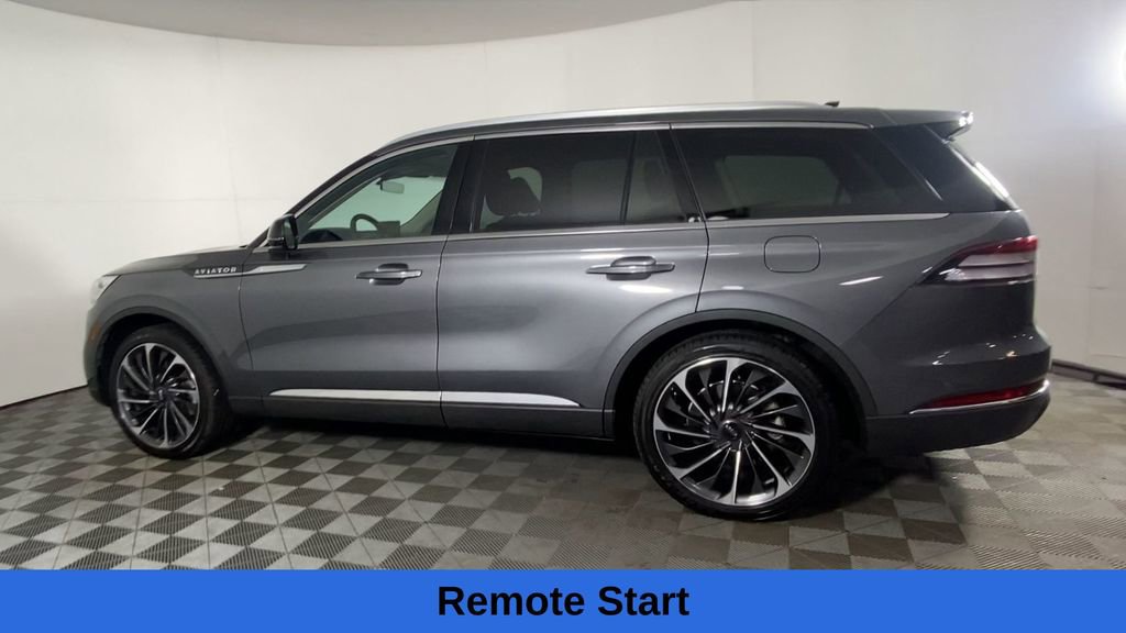 Used 2023 Lincoln Aviator Reserve w/ Equipment Group 201A image 9