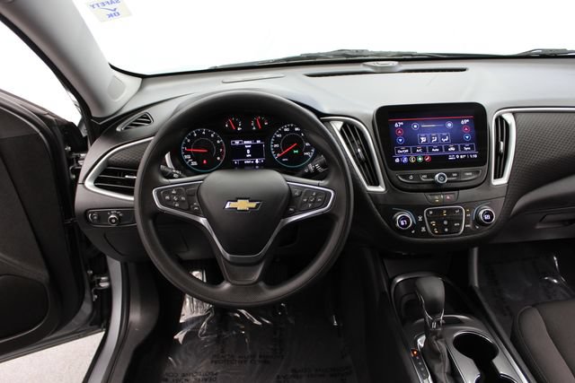Used 2023 Chevrolet Malibu LT FWD image 24