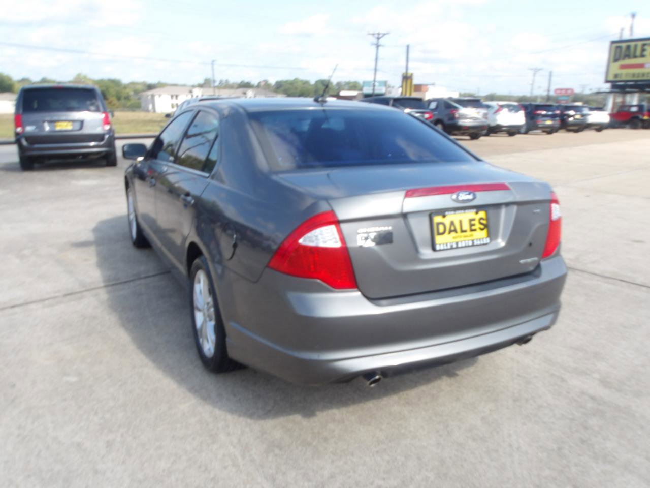 Used 2012 Ford Fusion SE FWD image 14