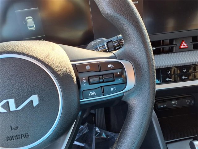 Used 2024 Kia Sportage LX image 17