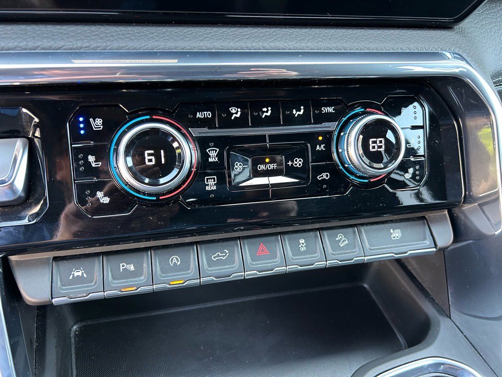 Used 2024 GMC Sierra 1500 Denali w/ Denali Reserve Package image 34