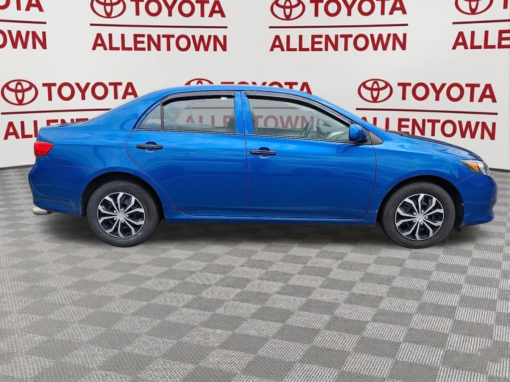 Used 2010 Toyota Corolla LE FWD image 7