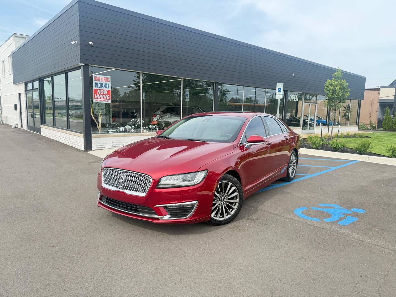 Used 2017 Lincoln MKZ Select w/ Select Plus Package FWD image 1