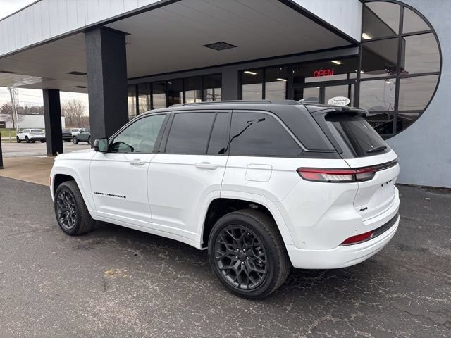 New 2026 Jeep Grand Cherokee Summit w/ Obsidian Package AWD/4WD image 6