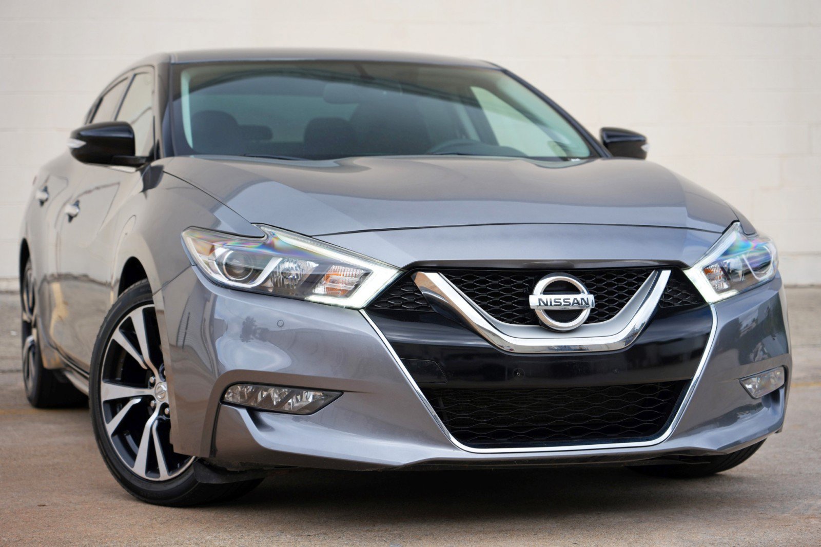 Used 2017 Nissan Maxima 3.5 SV FWD image 2