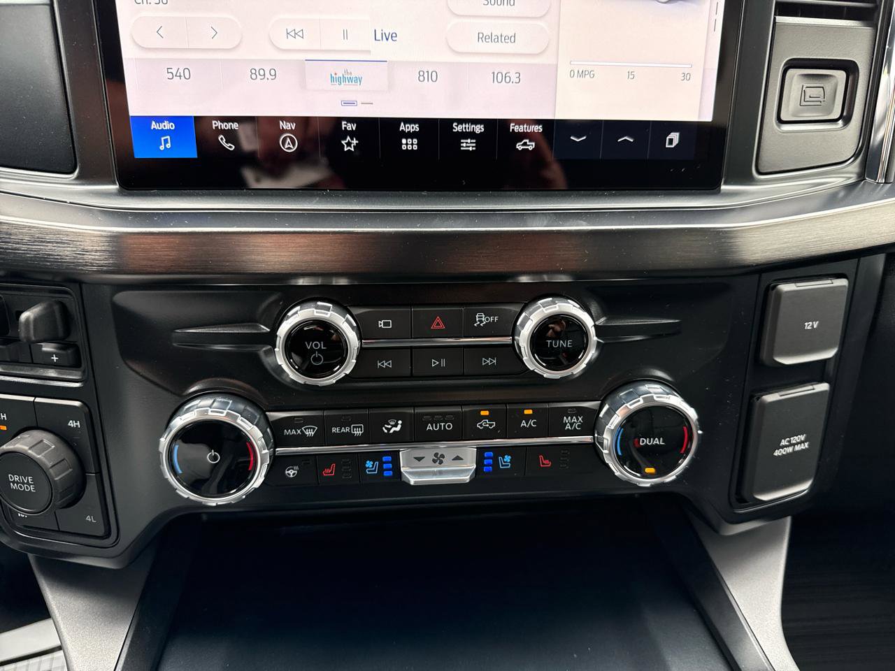 New 2026 Ford F350 Lariat AWD/4WD image 33